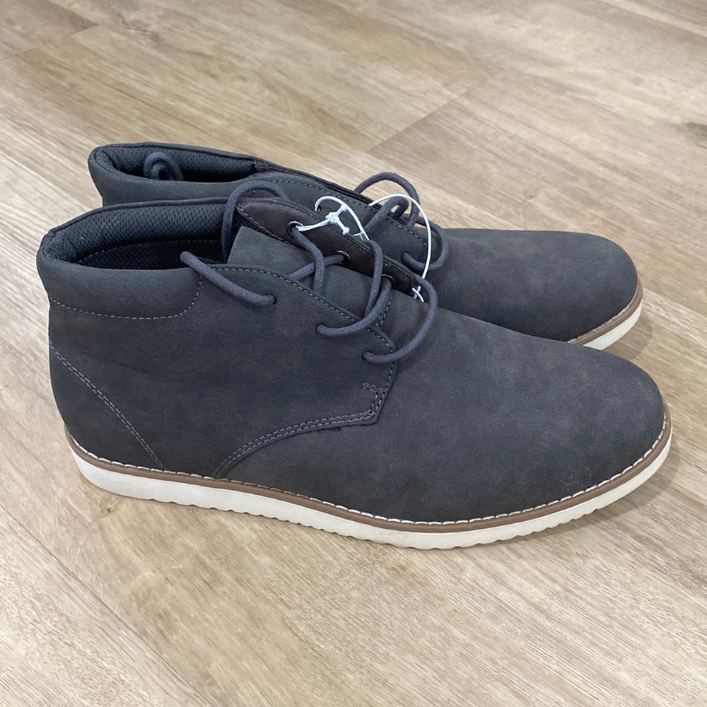 NEW Men’s Goodfellow & Co Gibson Chukka Sneaker Boots